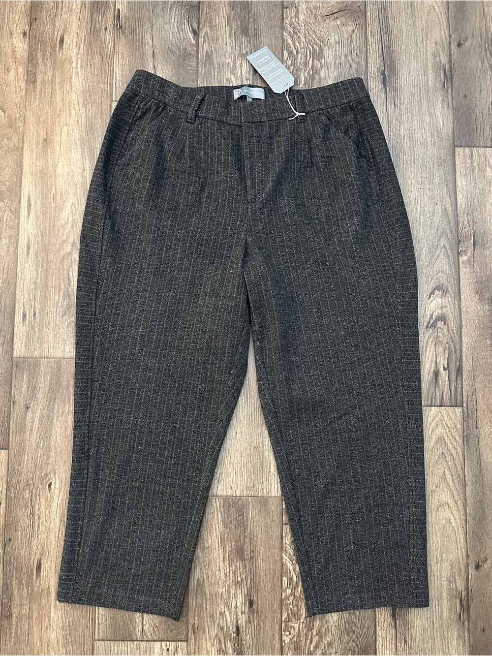 Wit And Wisdom AbSolution Luxe Touch Skyrise Pinstripe Ankle Pants Size 18W Gray